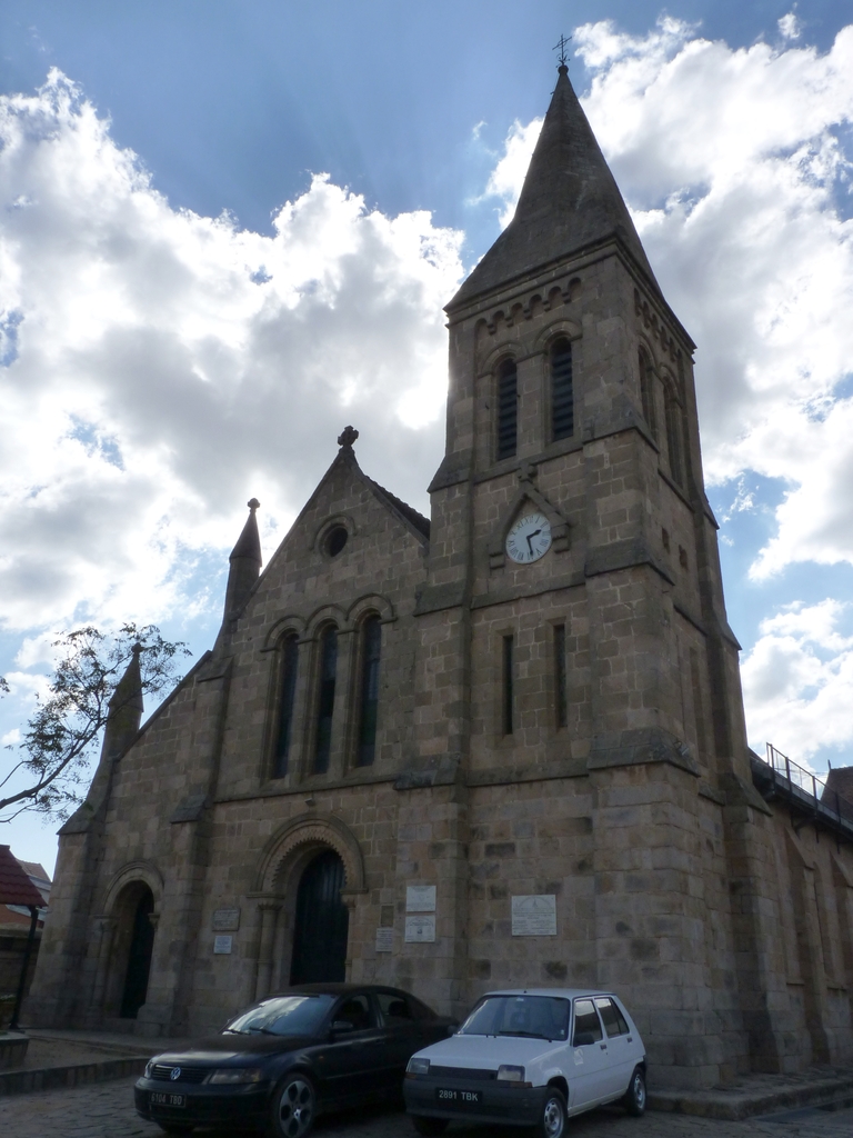 10.JPG - la 1ère église en pierre