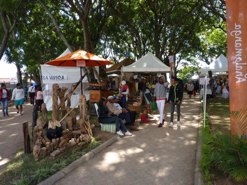 21.JPG - parc sur la coline ORTANA