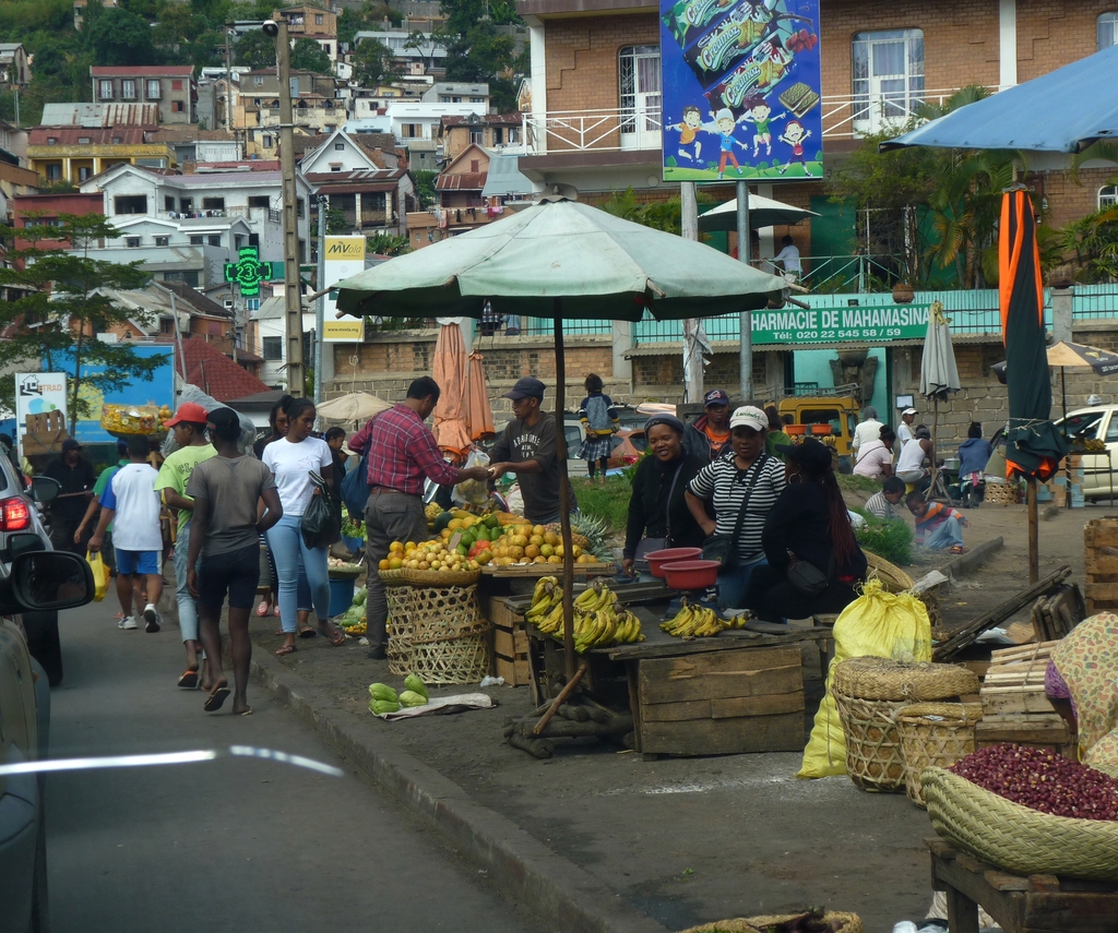 28.JPG - scène de marché