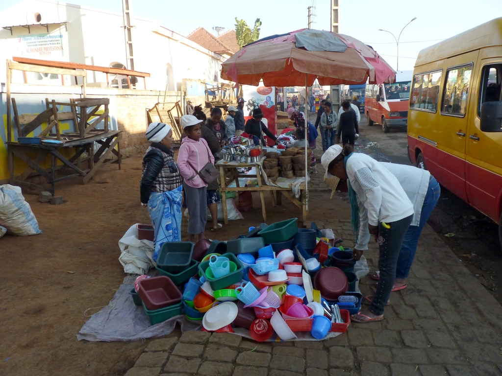 33.JPG - les alentours du marché