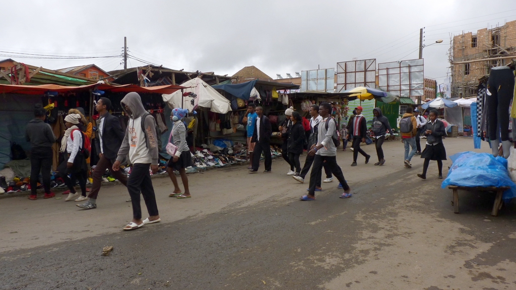06.JPG - le marché de FIANARANTSOA