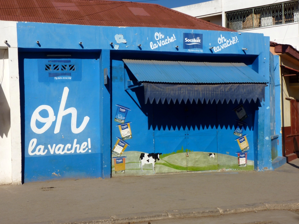 06.JPG - publicité locale