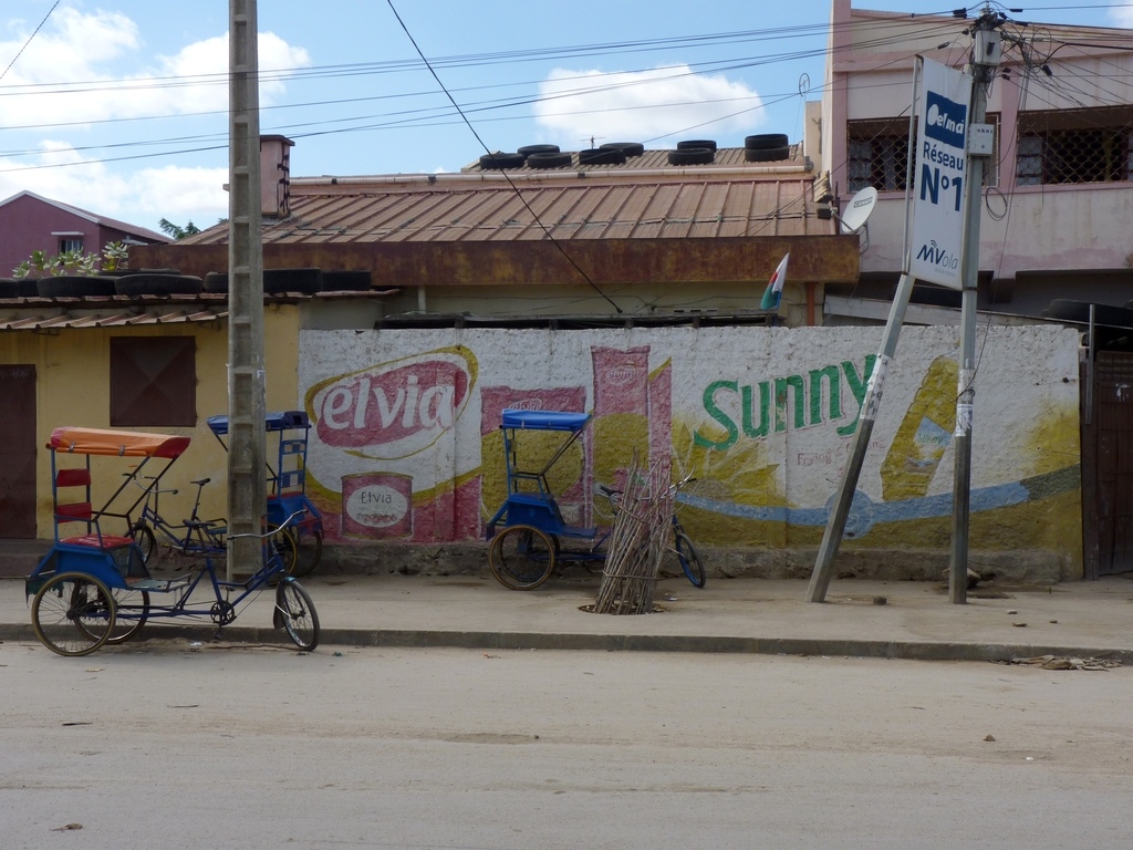 07.JPG - rue de TULEAR
