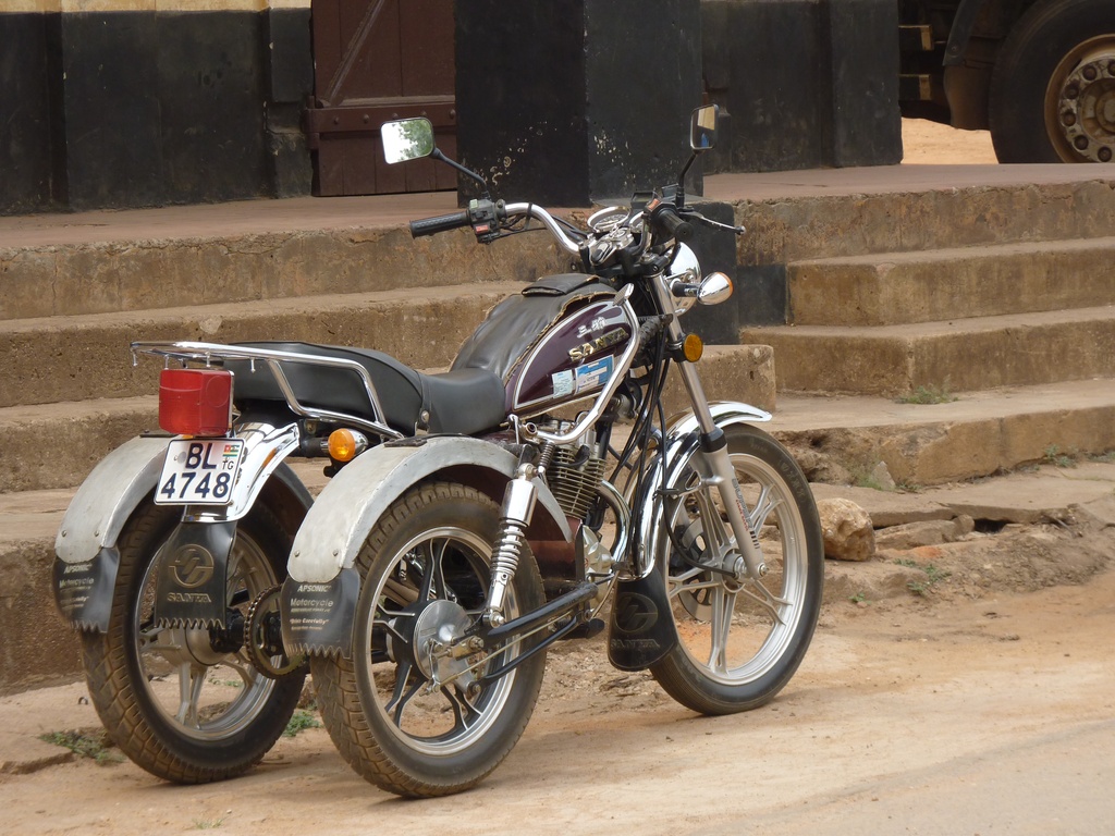 KPALIME-08.JPG - Chopper africain (KPALIMÉ)