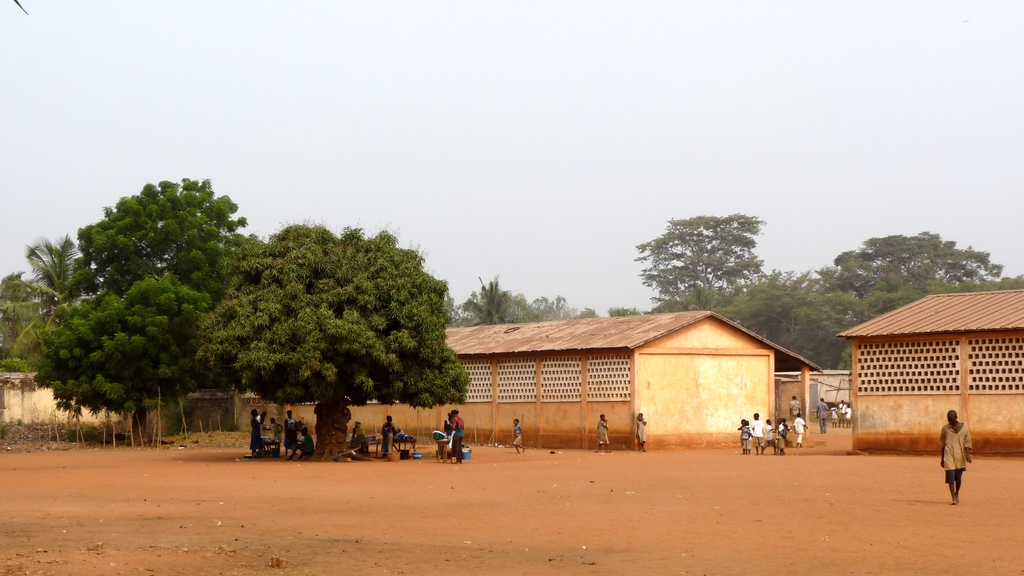 LOME-37.JPG - L’école de TOGOVILLE