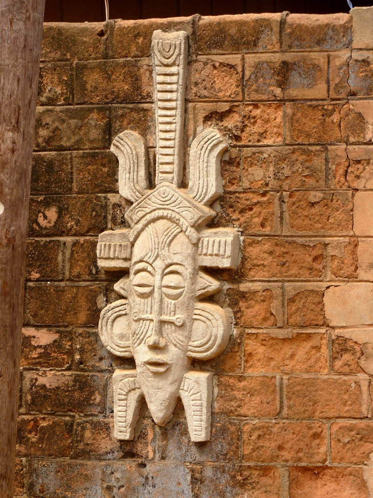 LOME-40.JPG - Le centre culturel de TOGOVILLE